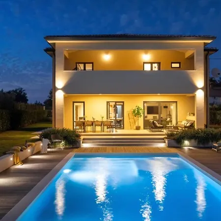 Amoroso By Nova Vas (Porec)