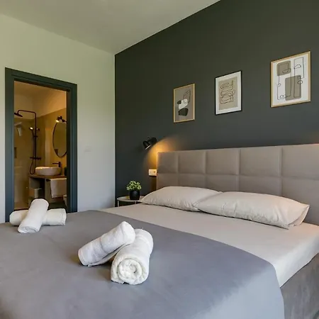 Amoroso By Nova Vas (Porec)