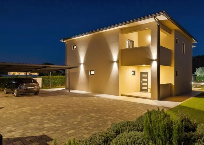 Amoroso By Nova Vas (Porec)